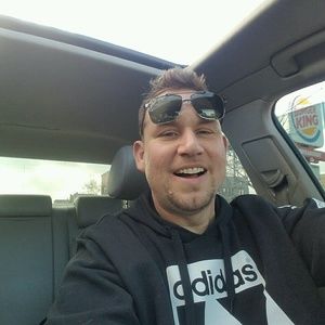 Meet your Posher, Nicholas